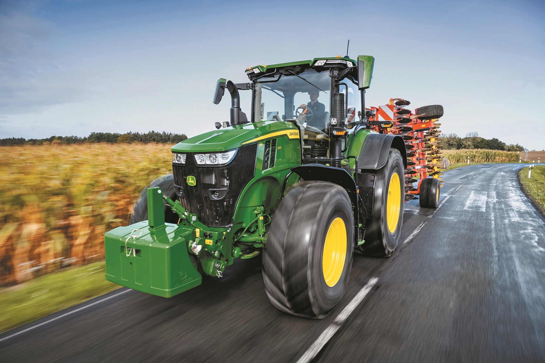 The John Deere 7R 350 has been awarded Tractor of the Year for 2022.