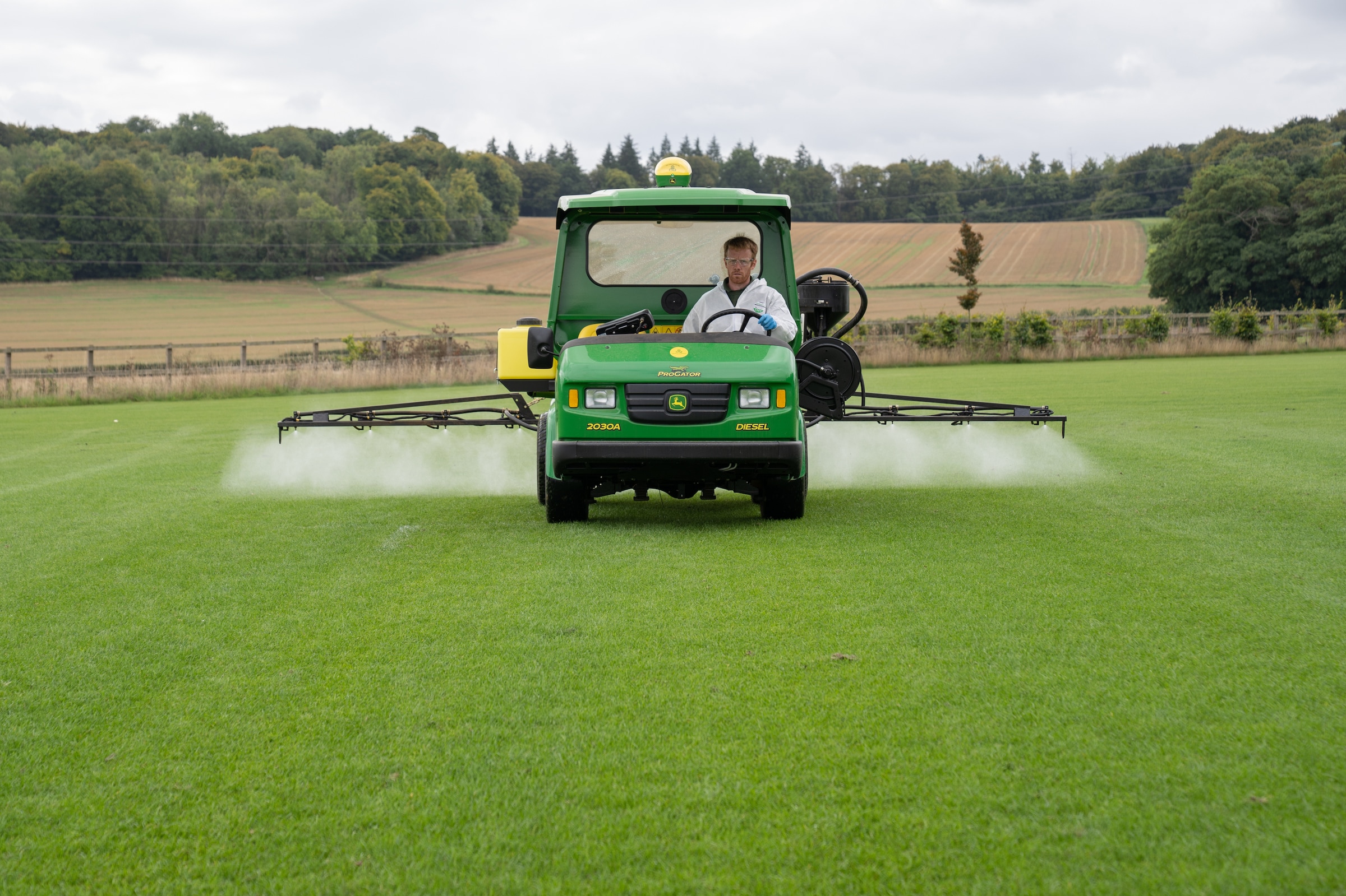 Lord Wandsworth College is one of the first independent schools to invest in a John Deere Progator GPS sprayer 