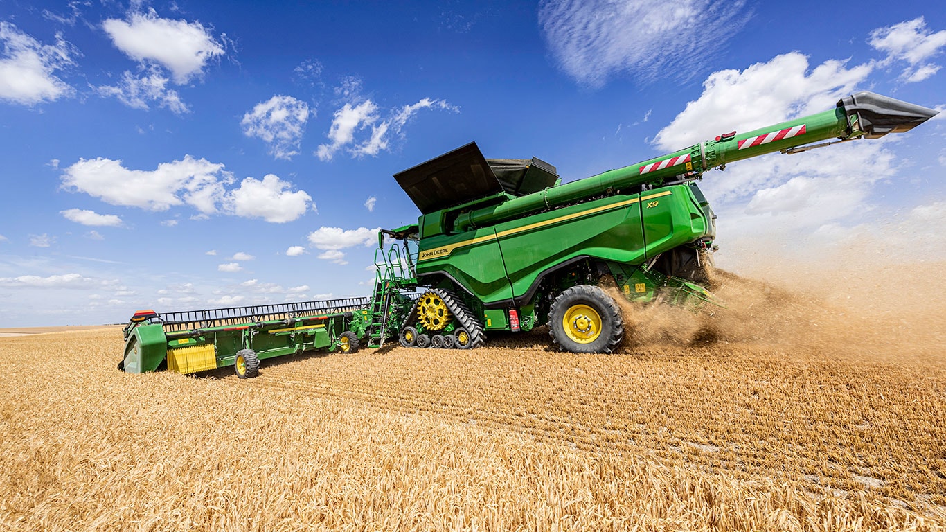 this is the X9 combine series from John Deere. about X9 Series: THE 100 TON...