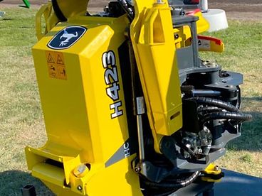 closeup of H423 Harvest head control on display