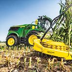 Self-Propelled 9000 Series harvesting corn