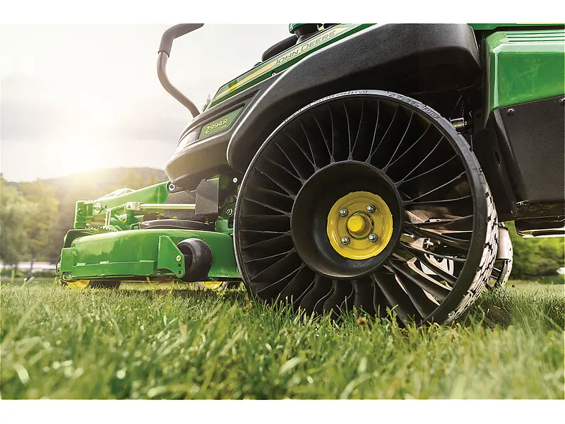 Z997R Commercial Zero-Turn Mowers | John Deere UK